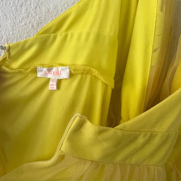 Luxxel | Lace Mesh Maxi Dress | Yellow | Small - Picture 12 of 13